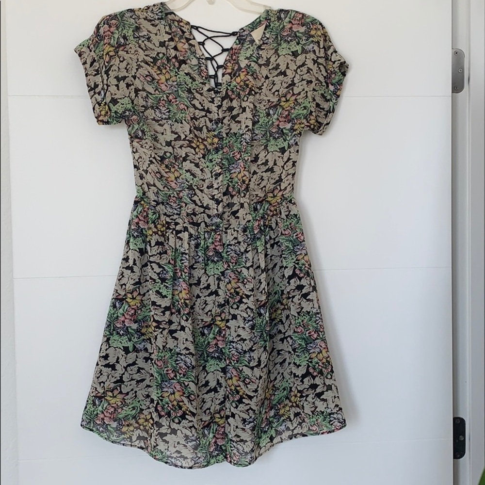 Yaya nom de plume lace back dress